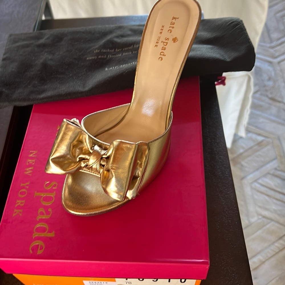 Kate Spade, size 7 gold sandals.